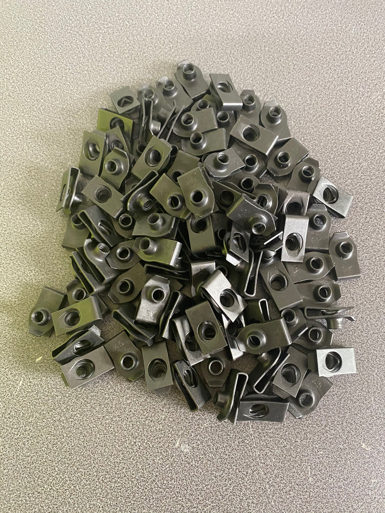 100 pack of 1/4 20 nut clips